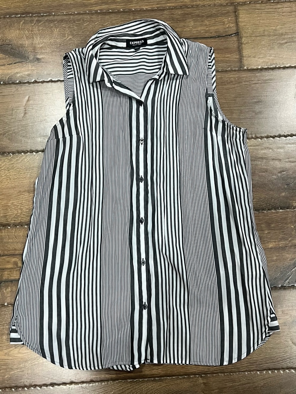 Express Black and White Vertical Stripe Sleeveless Button-Down Shirt